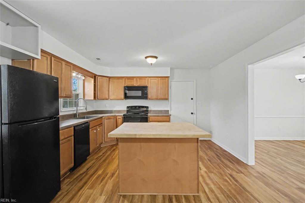 636 Village Green Parkway Newport News VA 23602