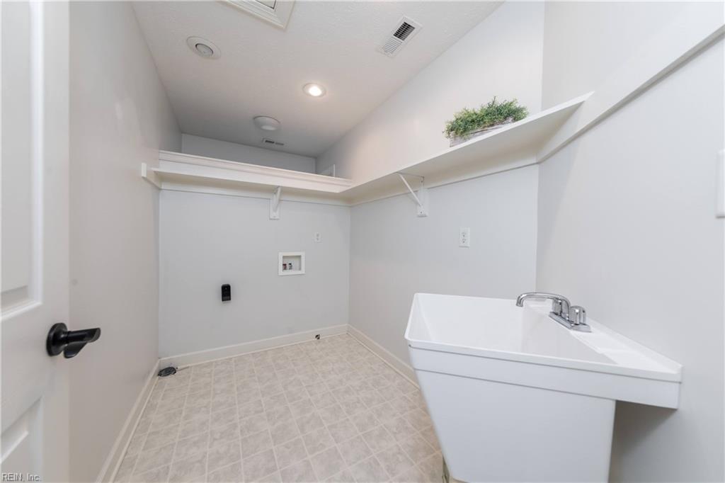 101 Shorewood Trace Yorktown VA 23693