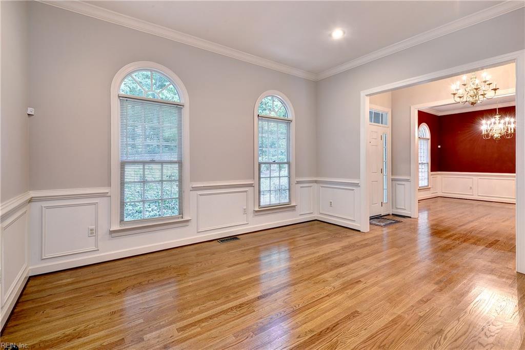 100 Woodhall Spa Williamsburg VA 23188