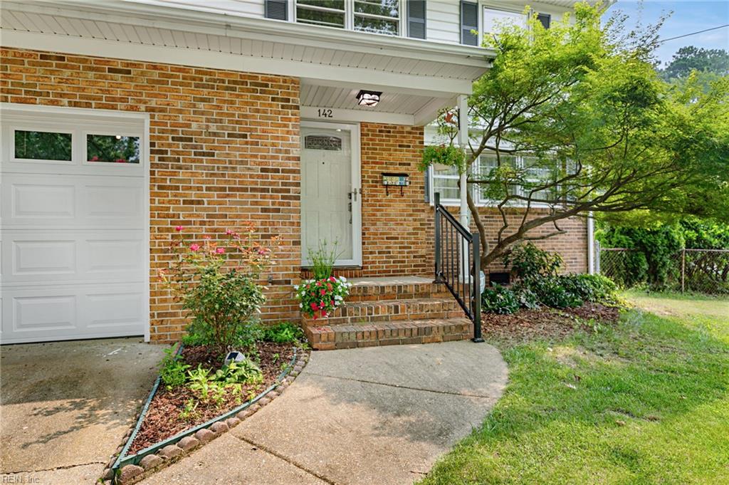 142 Linbrook Dr Drive Newport News VA 23602