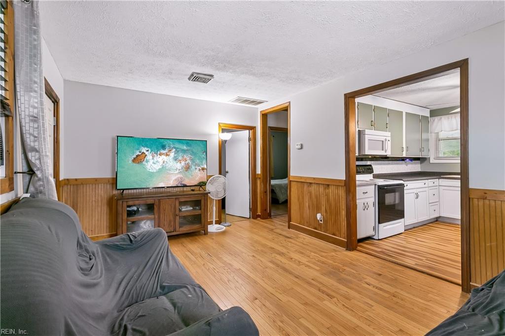 5444 Old Concord Lane Gloucester VA 23061
