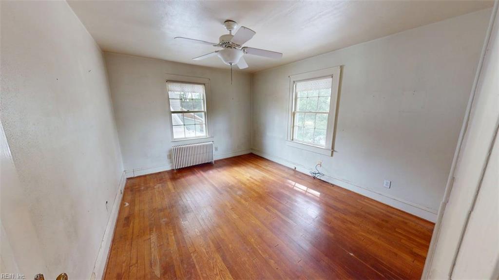 76 Raleigh Road Newport News VA 23601
