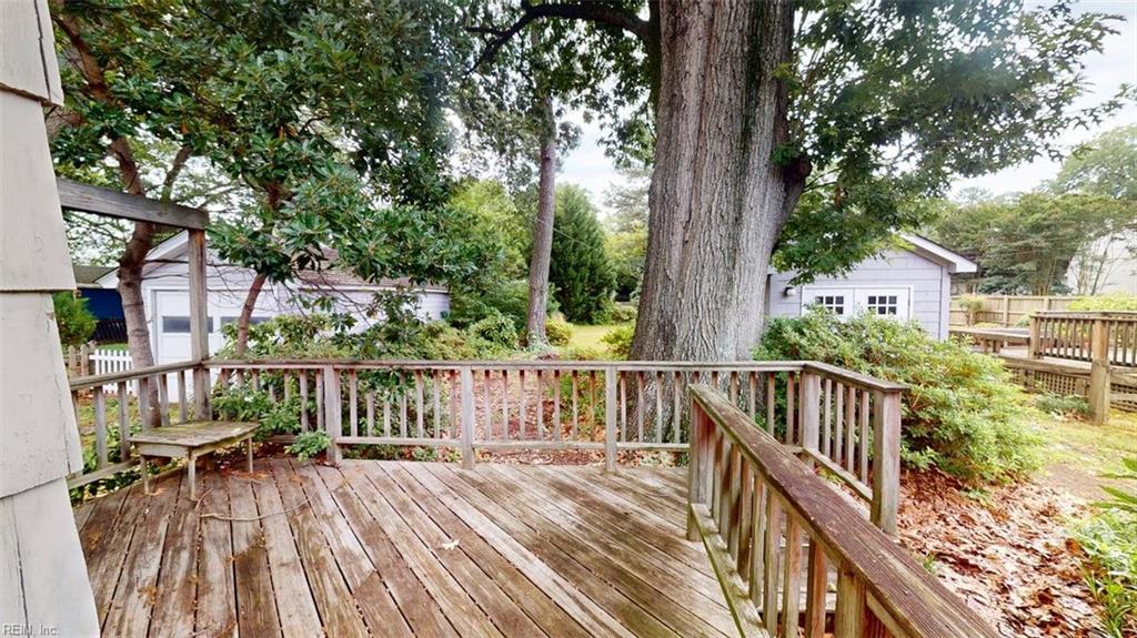 76 Raleigh Road Newport News VA 23601