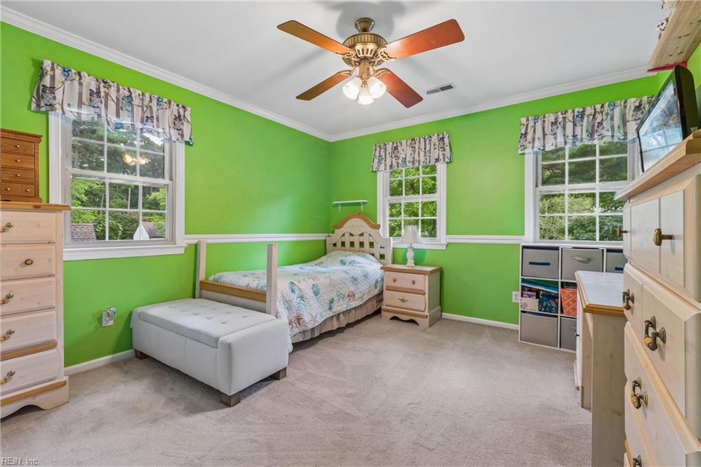 102 Edgewood Court Yorktown VA 23692