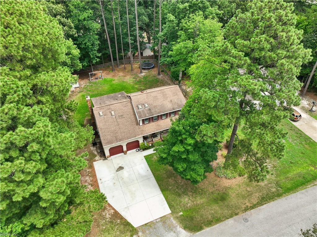 102 Edgewood Court Yorktown VA 23692