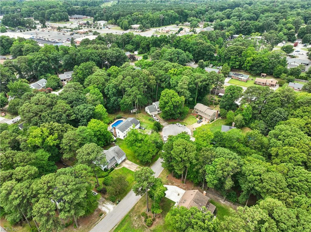 102 Edgewood Court Yorktown VA 23692