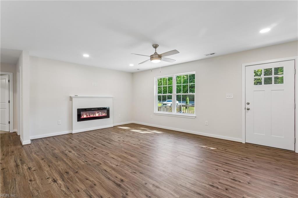 5738 Hickory Fork Road Gloucester VA 23061
