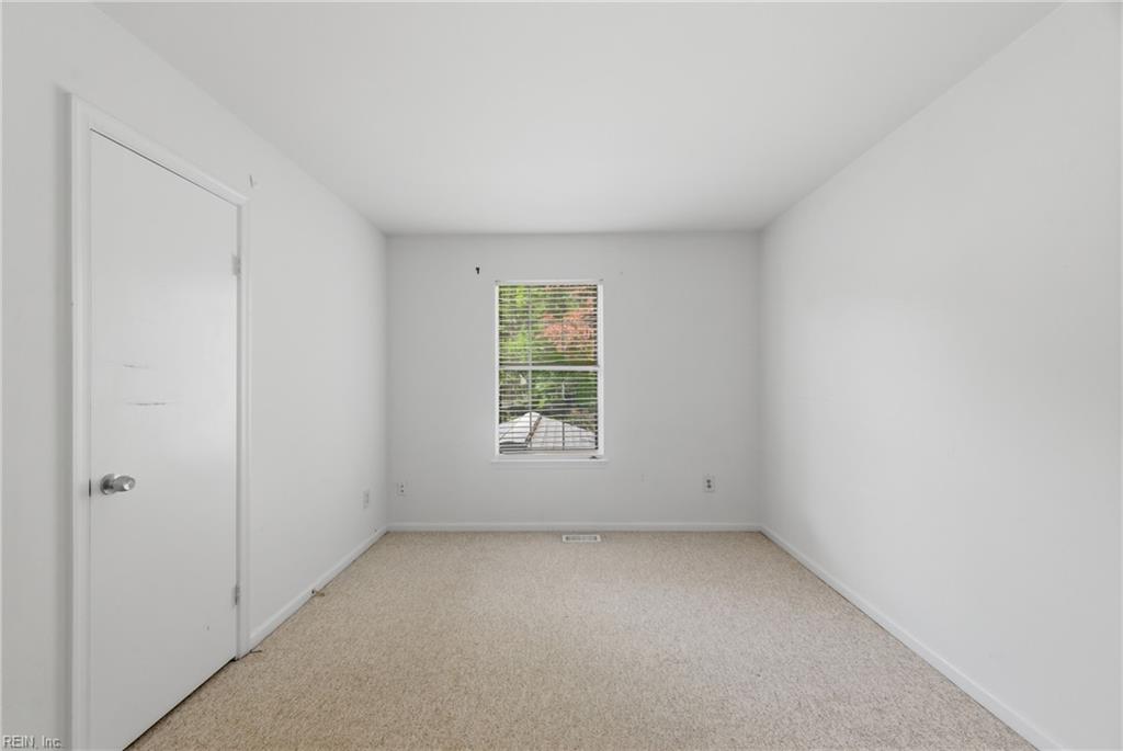 304 Susan Newton Lane Yorktown VA 23693
