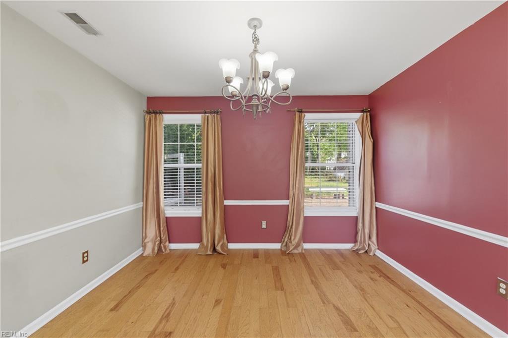 304 Susan Newton Lane Yorktown VA 23693