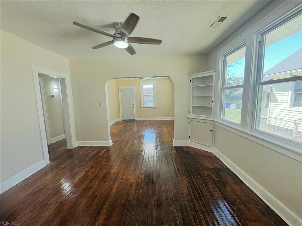 132 Ash Avenue Newport News VA 23607