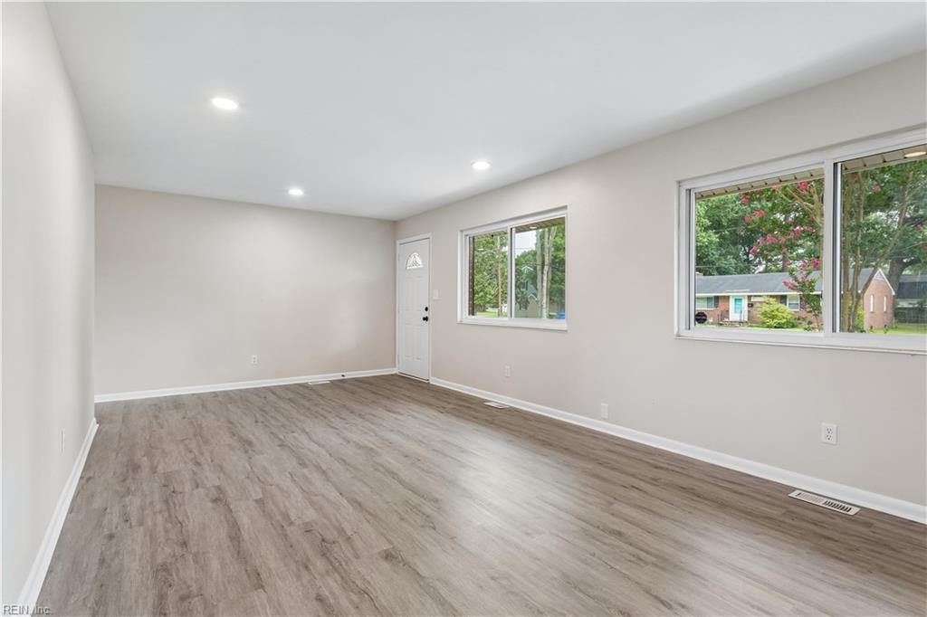 56 Bonita Drive Newport News VA 23602