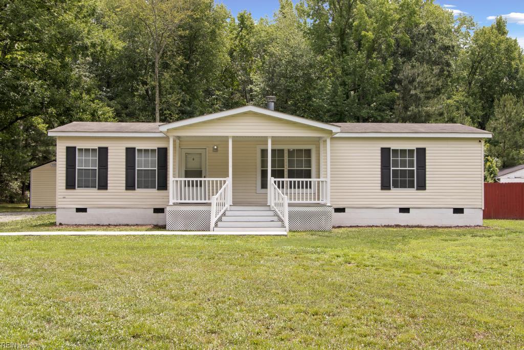 3864 Cappahosic Road Gloucester VA 23061