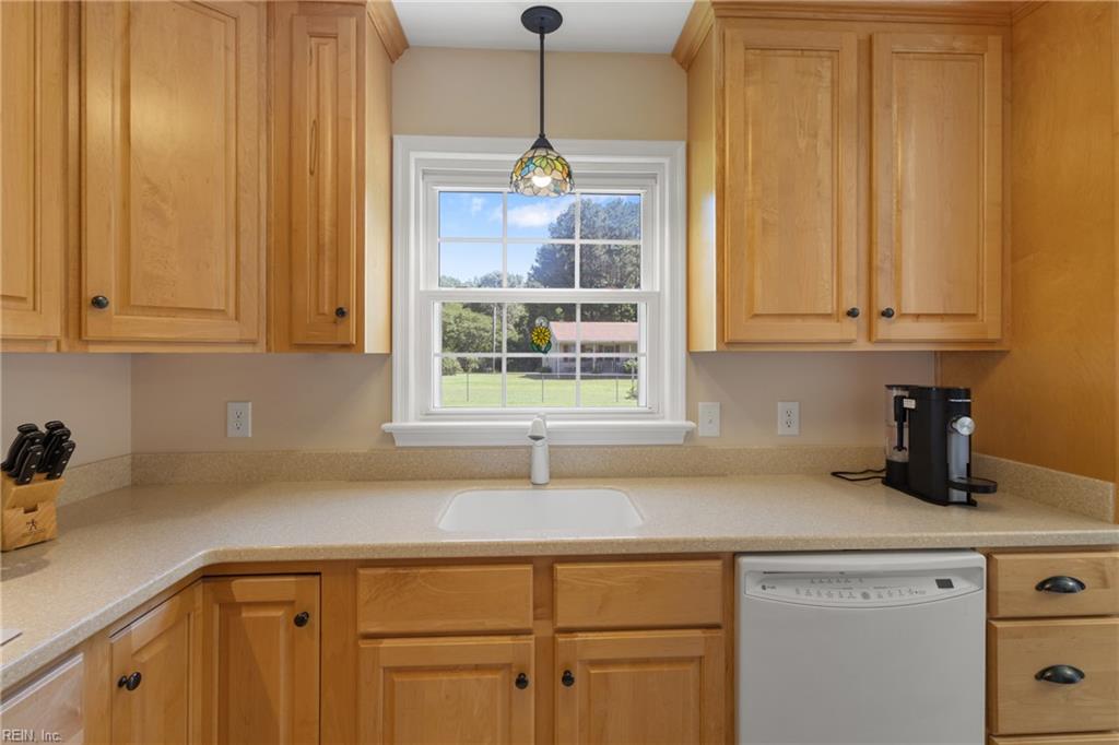 5279 Hickory Fork Road Gloucester VA 23061