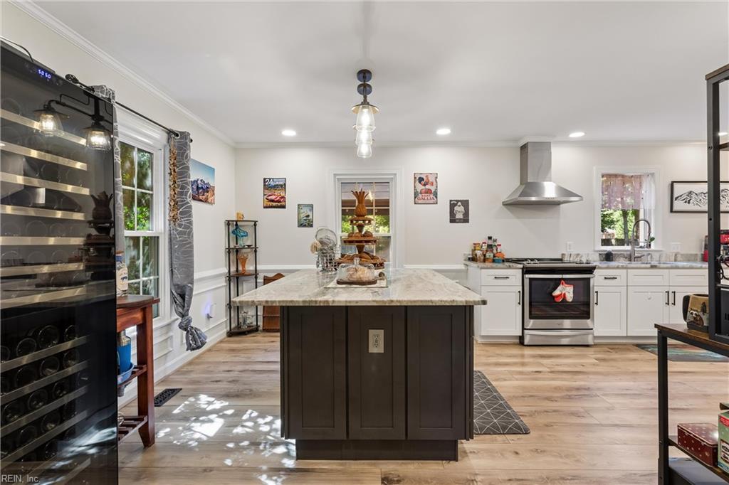 609 E Woodland Drive Yorktown VA 23692