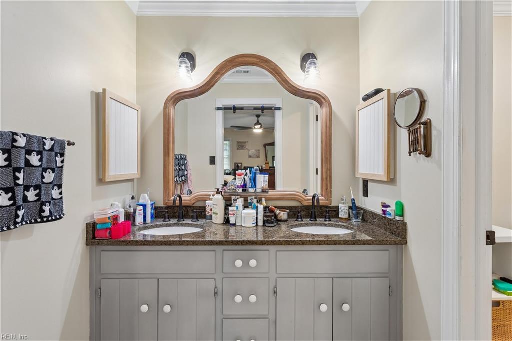 609 E Woodland Drive Yorktown VA 23692