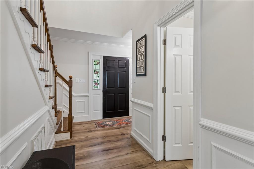 609 E Woodland Drive Yorktown VA 23692