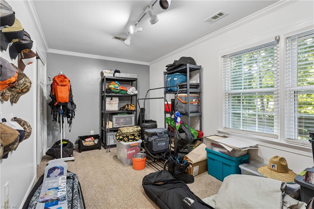 609 E Woodland Drive Yorktown VA 23692