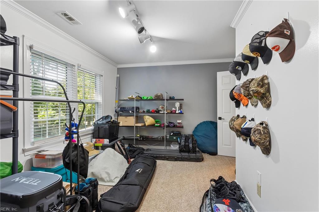 609 E Woodland Drive Yorktown VA 23692