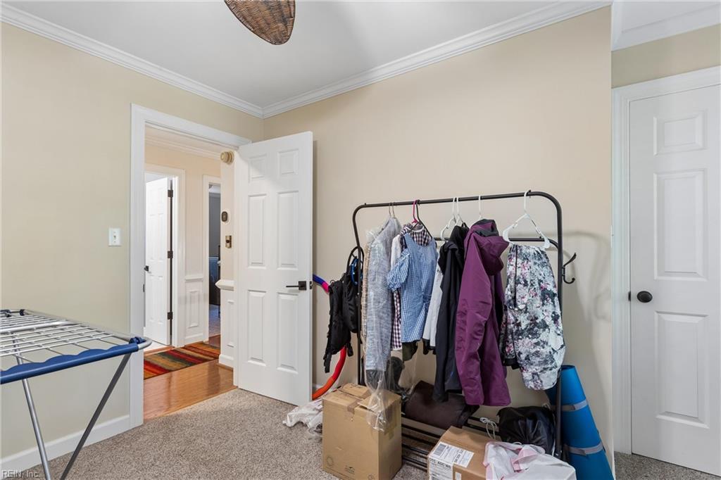 609 E Woodland Drive Yorktown VA 23692