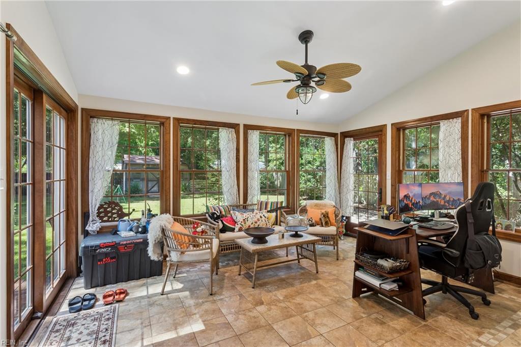 609 E Woodland Drive Yorktown VA 23692