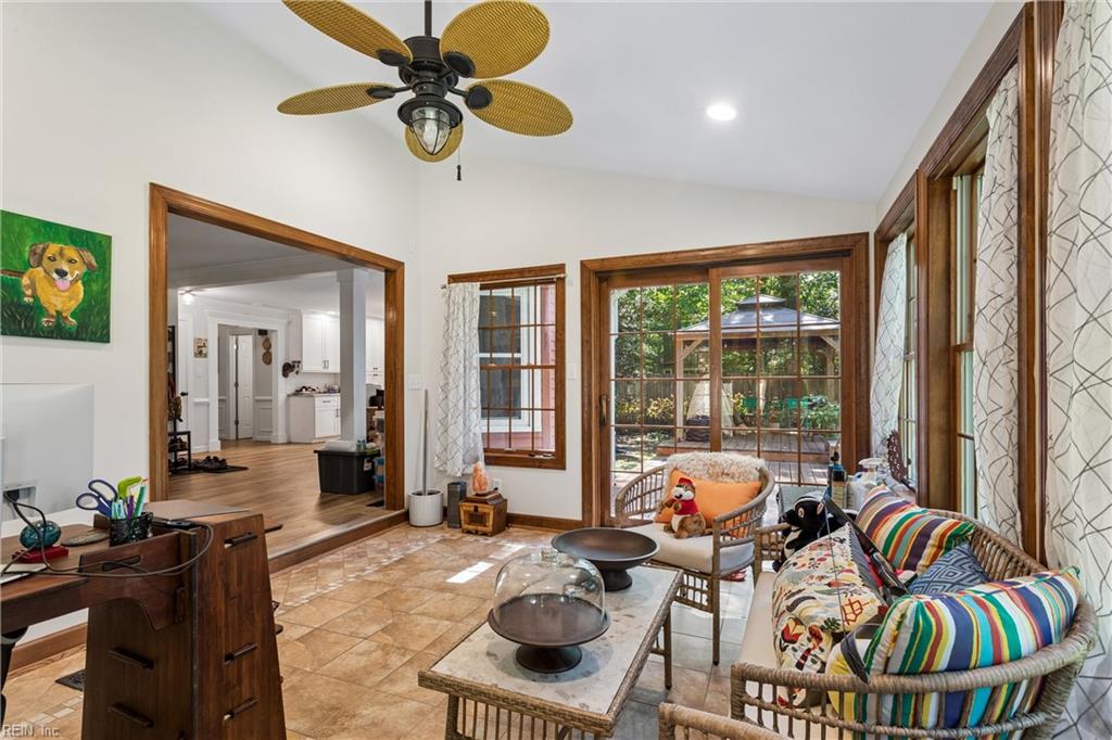 609 E Woodland Drive Yorktown VA 23692