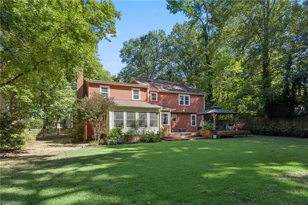 609 E Woodland Drive Yorktown VA 23692