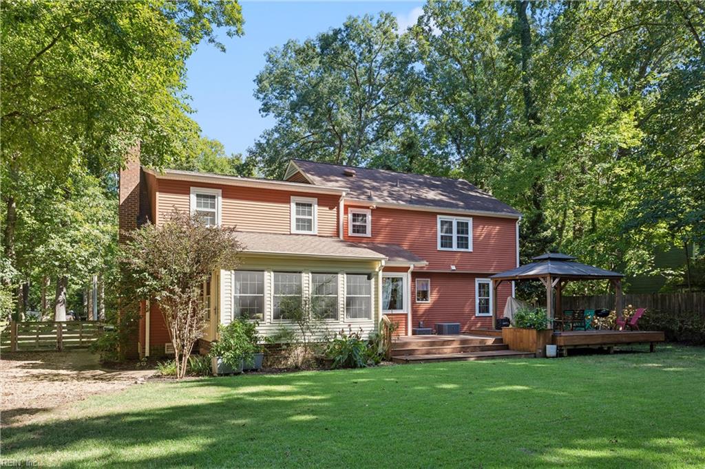 609 E Woodland Drive Yorktown VA 23692