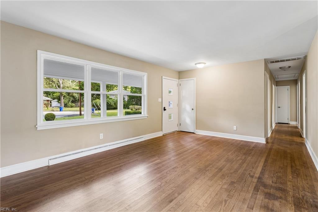 6 Anderson Circle Newport News VA 23606