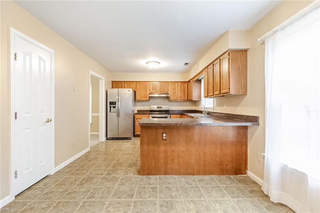 892 Little Dean Circle Newport News VA 23608