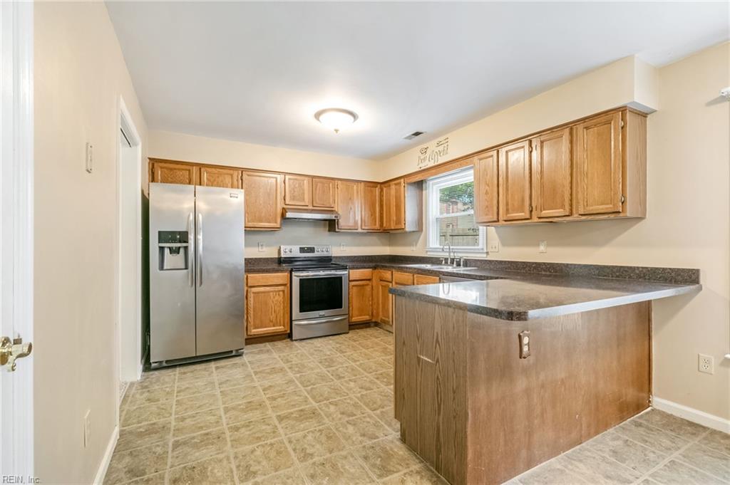 892 Little Dean Circle Newport News VA 23608