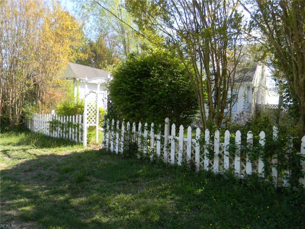 3851 Old Concord Road Gloucester VA 23061