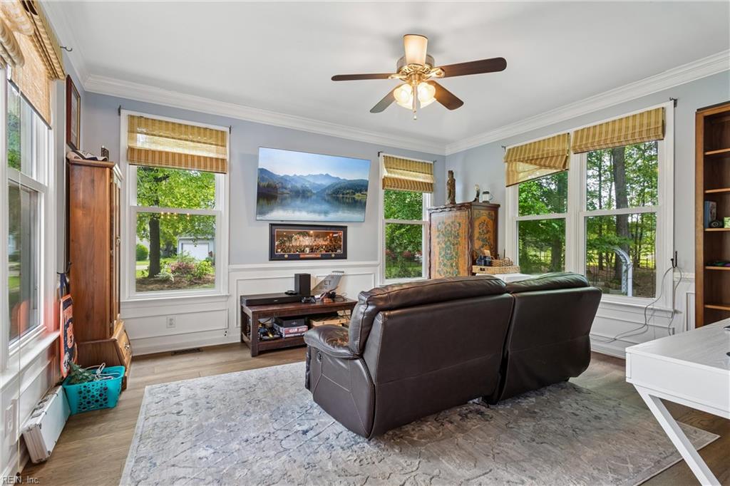 304 Autumn Way Yorktown VA 23693