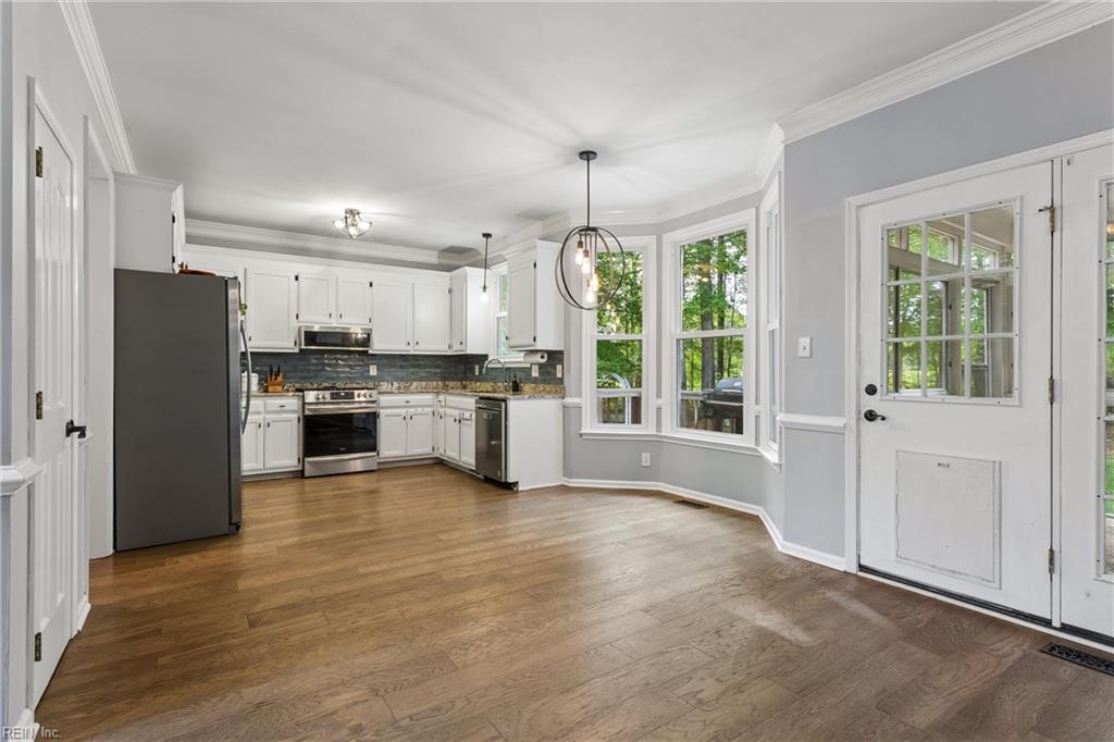 304 Autumn Way Yorktown VA 23693