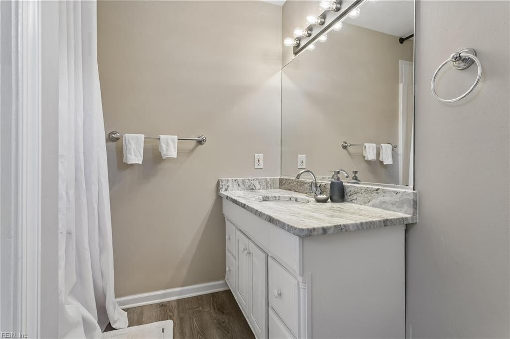 304 Autumn Way Yorktown VA 23693