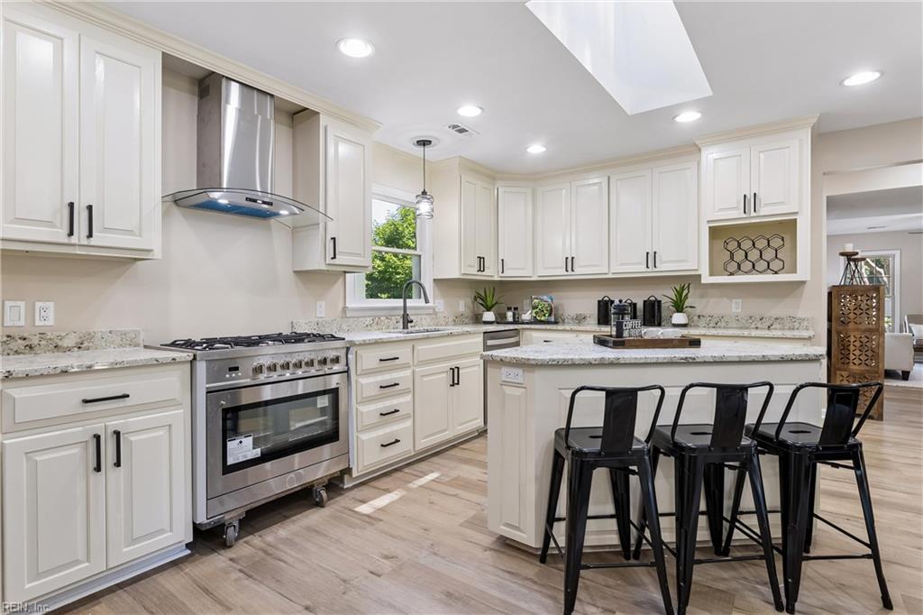 99 W Rexford Drive Newport News VA 23608