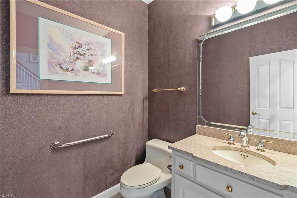 101 Barrington Lane Yorktown VA 23693