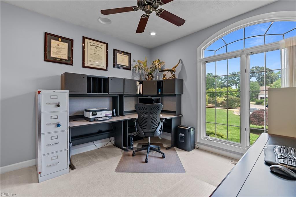 101 Barrington Lane Yorktown VA 23693