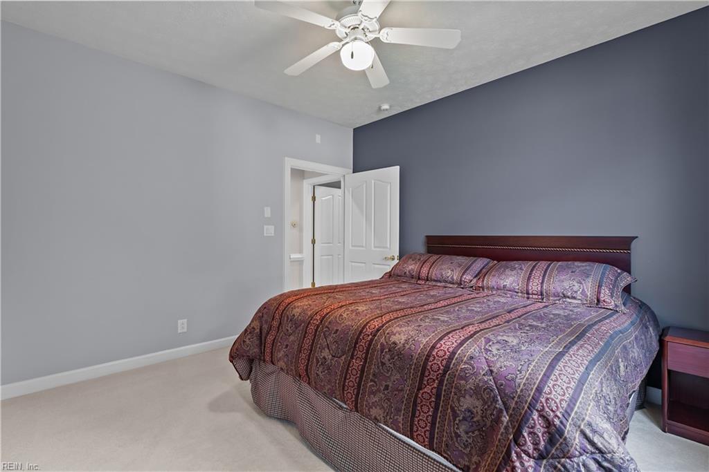 101 Barrington Lane Yorktown VA 23693