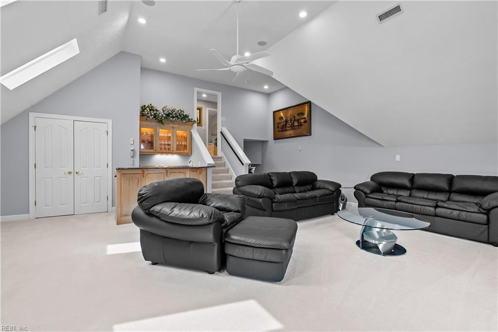 101 Barrington Lane Yorktown VA 23693