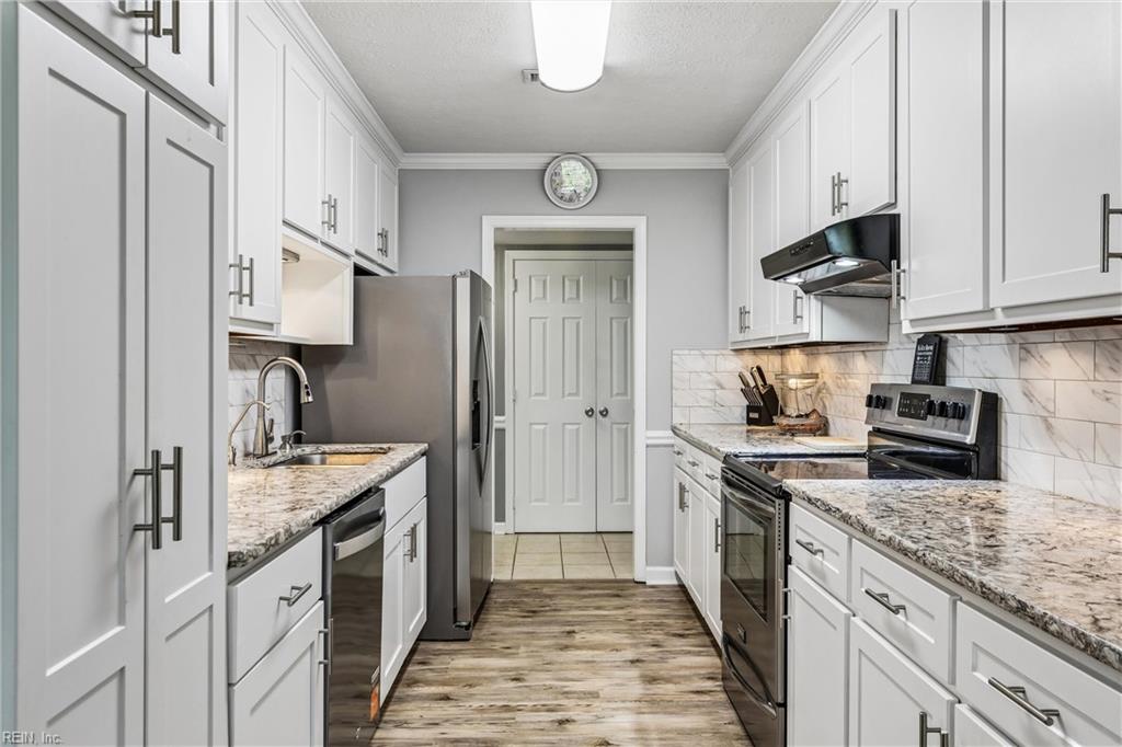 8 Liberty Cir Circle Newport News VA 23602