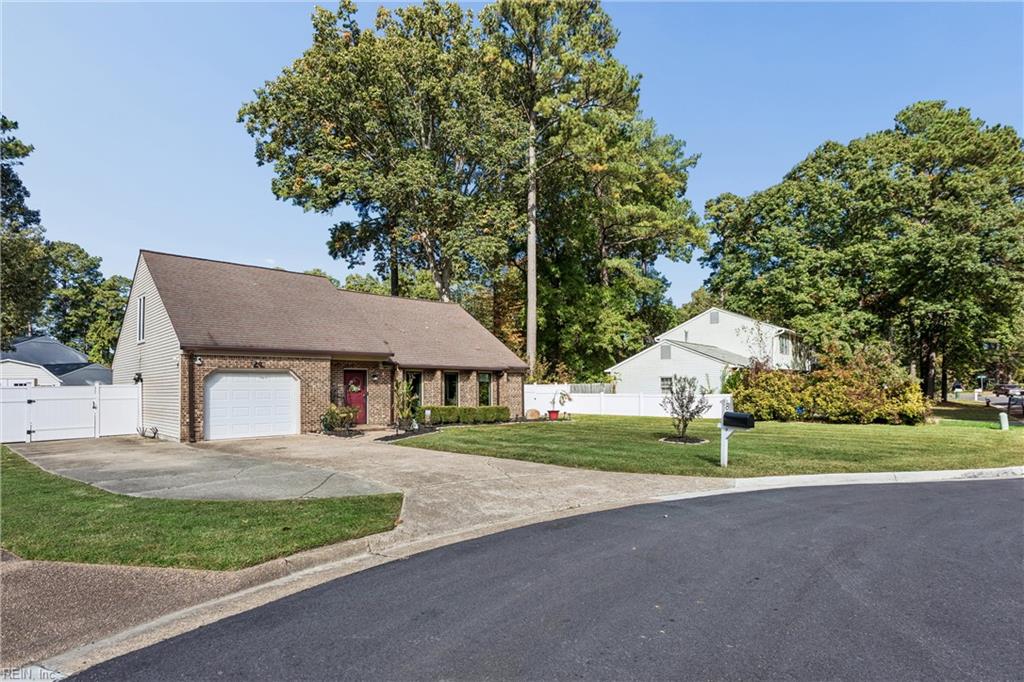 8 Liberty Cir Circle Newport News VA 23602