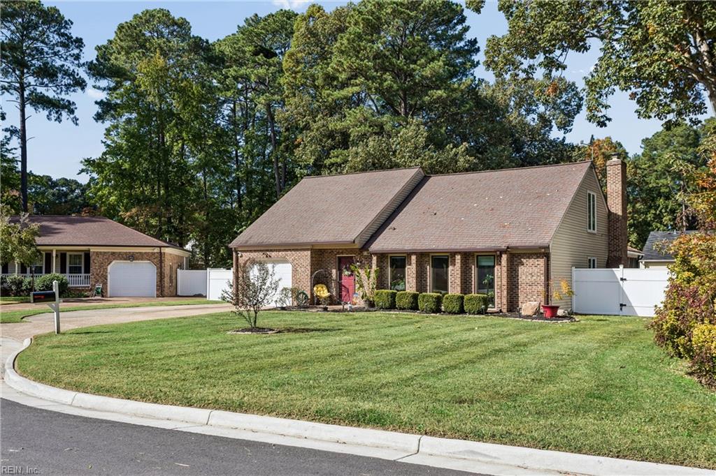 8 Liberty Cir Circle Newport News VA 23602