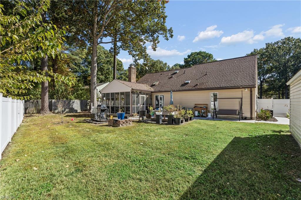 8 Liberty Cir Circle Newport News VA 23602