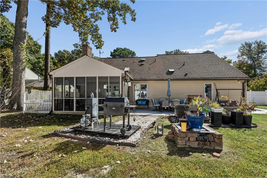 8 Liberty Cir Circle Newport News VA 23602