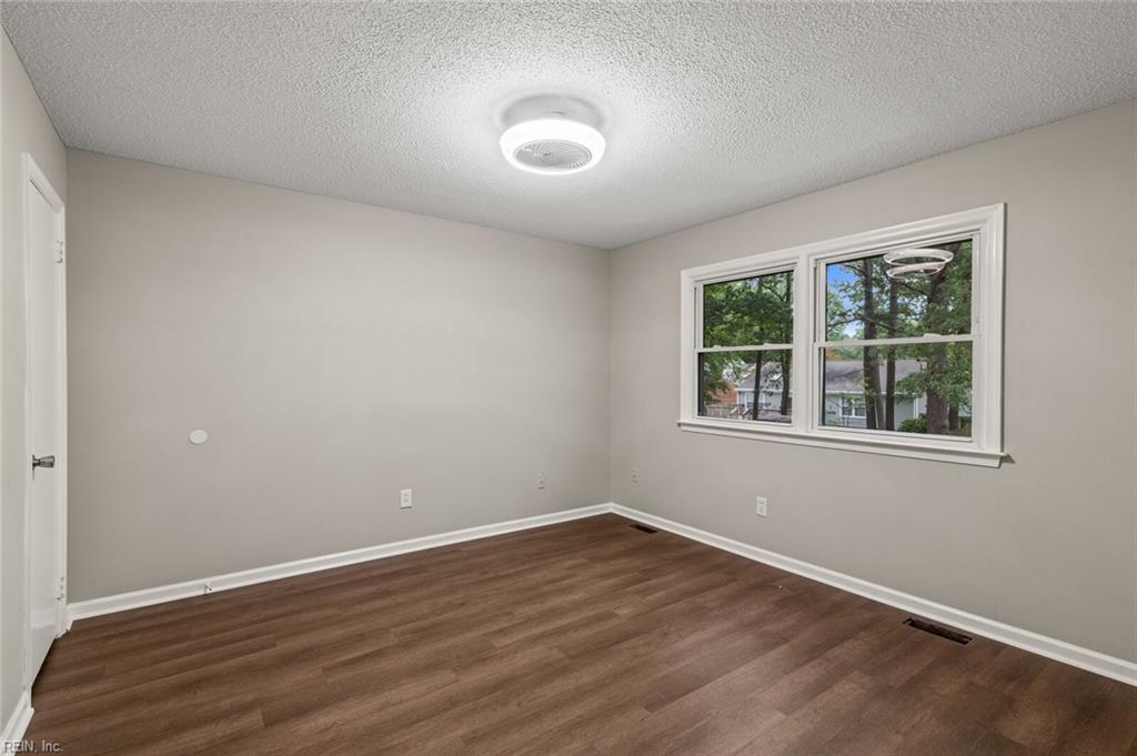 300 Colony Road Newport News VA 23602