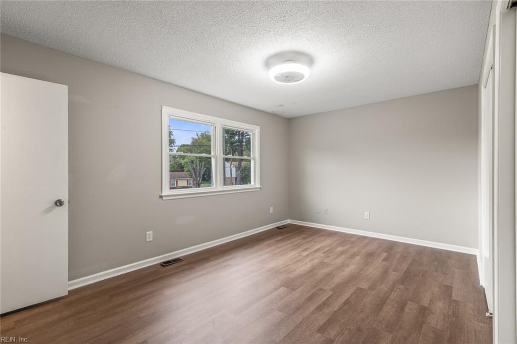 300 Colony Road Newport News VA 23602