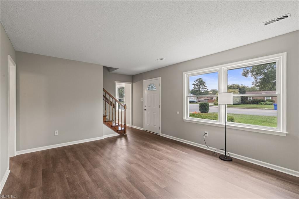 300 Colony Road Newport News VA 23602