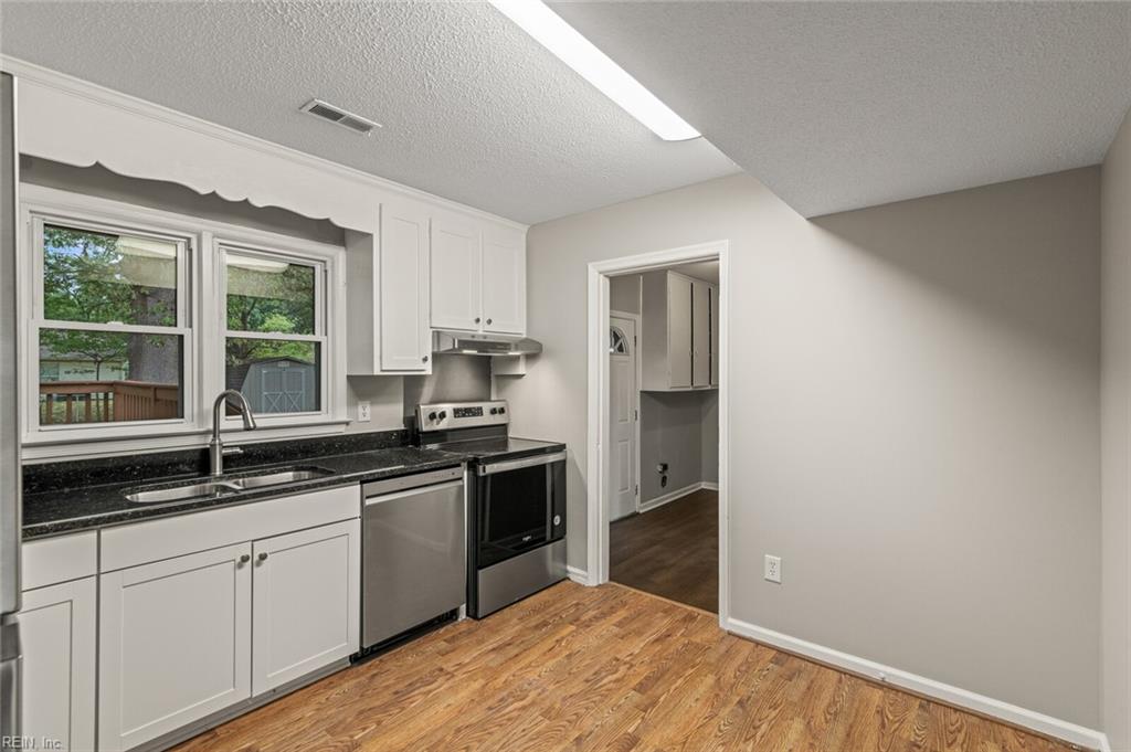 300 Colony Road Newport News VA 23602