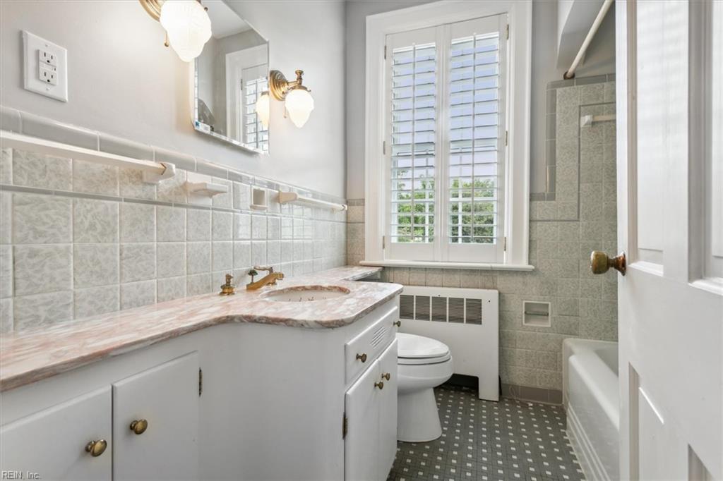 601 Riverside Drive Newport News VA 23606