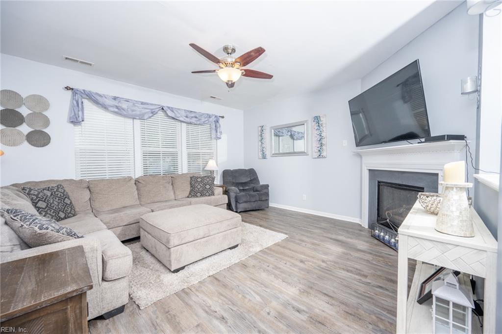 108 Foster Road Yorktown VA 23690